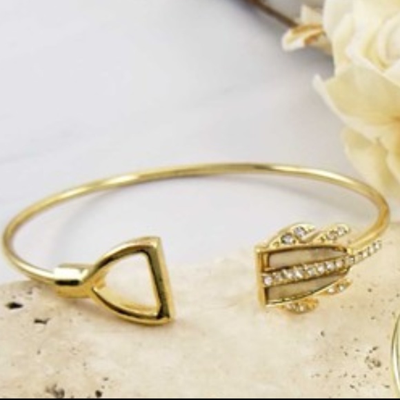 colorful rhinestone cuff lends refined elegance - Picture 5 of 5